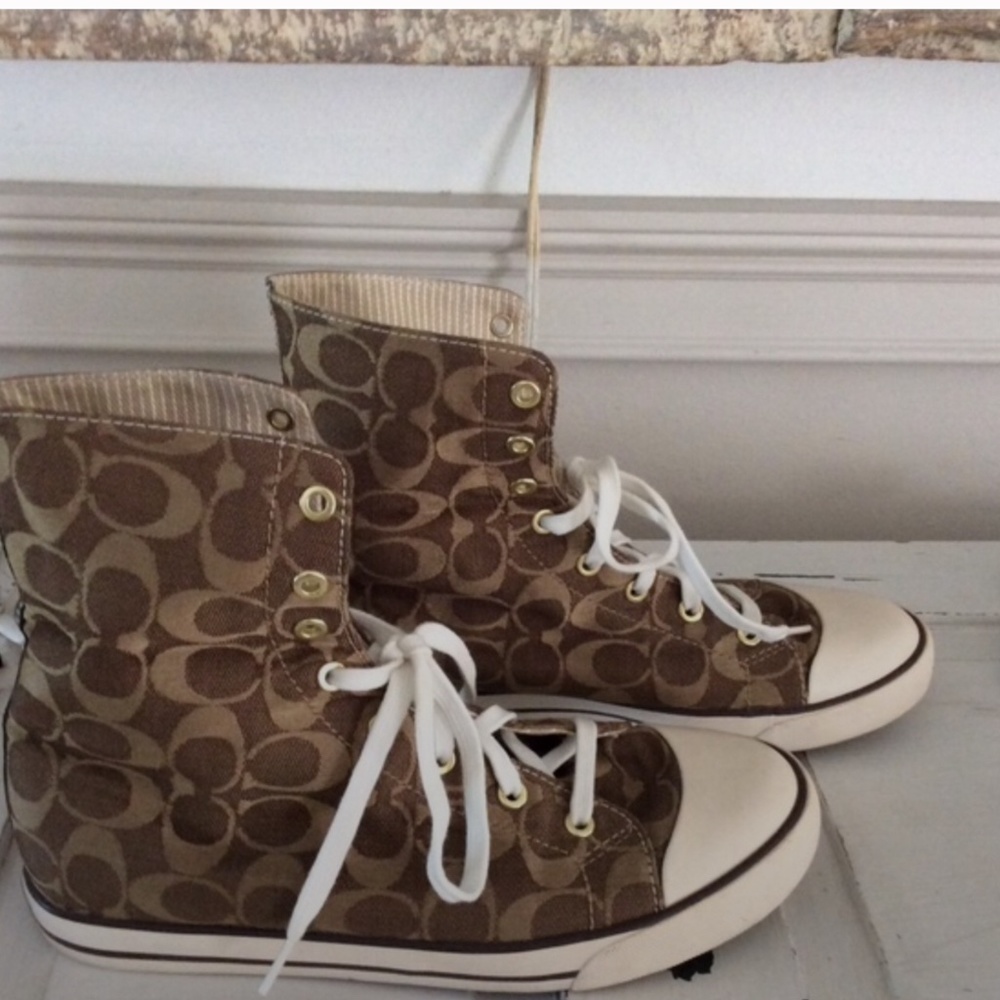 Like New COACH Bonney High Tops Fold Over Logo Shoes Jacquard Striped Sneakers